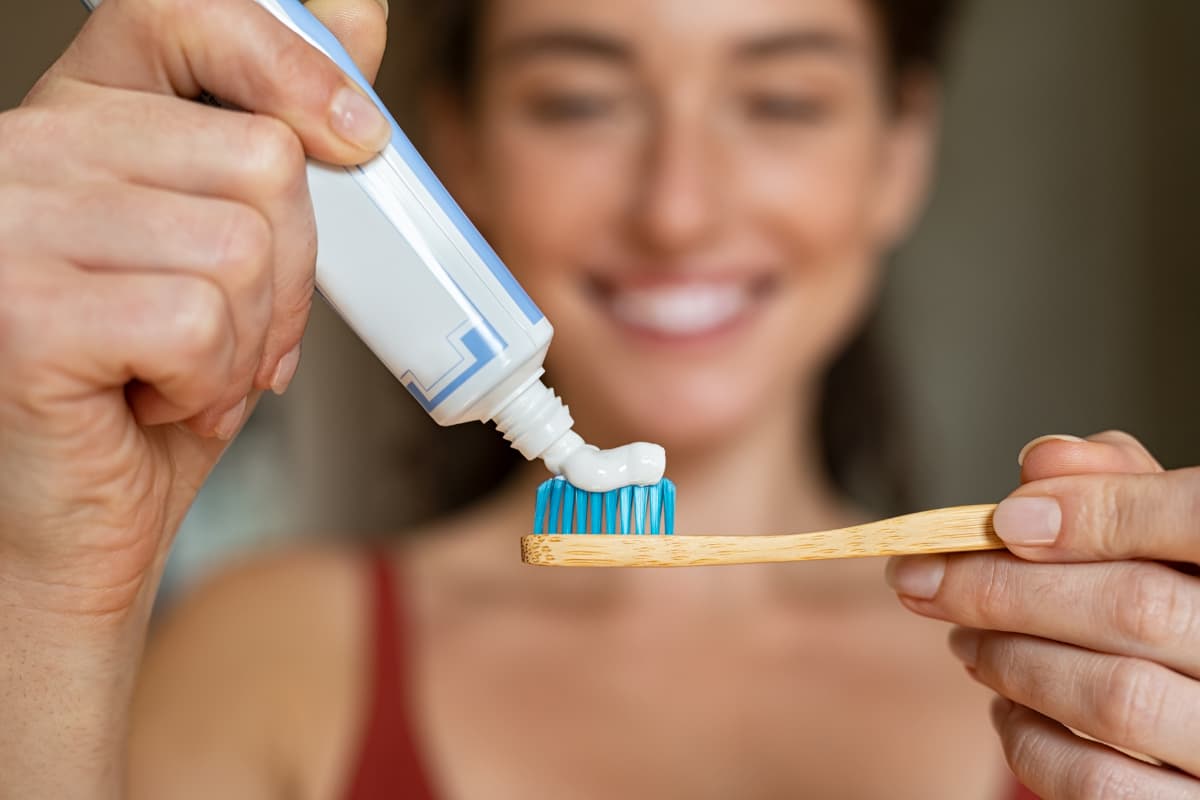 Sodium Lauryl Sulfate (SLS) in Toothpaste: Good or Bad?